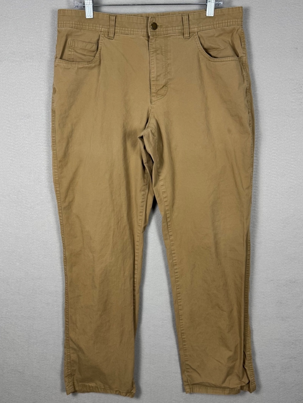 Columbia Men's 34x32 Regular Fit Khaki Pants